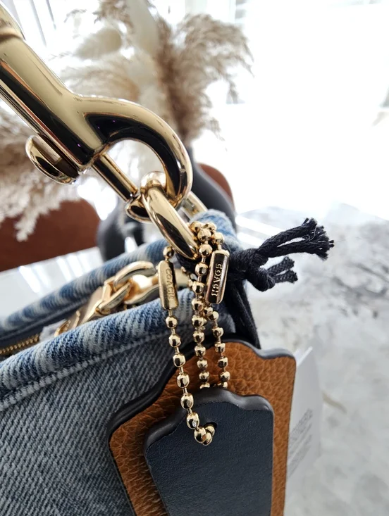 Laurel Denim Shoulder Bag - Picture 7 of 7